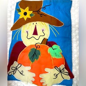 Scarecrow small garden flag